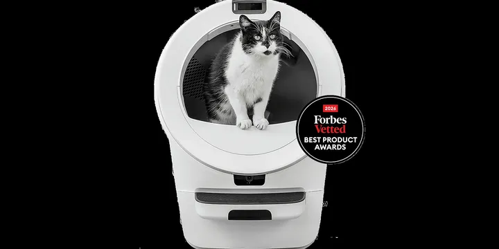 Litter-Robot 5 Pro self-cleaning cat litter box with waste drawer and hopper, the $1,000 model with documented false-alarm and safety complaints
