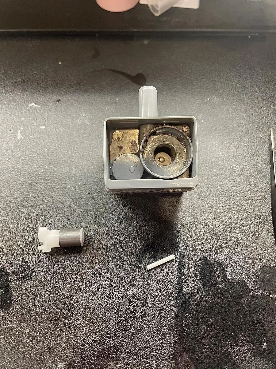 PETKIT replacement wireless pump sold separately as spare part B0B2DM5Q7N for $15.99, compatible with the Eversweet 3 Pro water fountain, official Amazon product image accessed September 2026