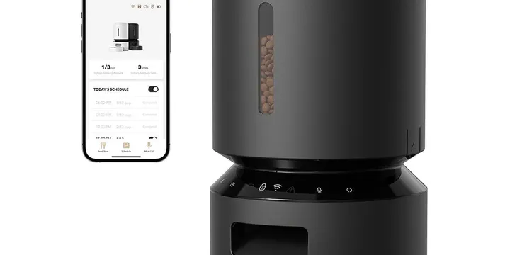 Petlibro Granary Wi-Fi feeder in an official Petlibro store photo, the feeder type whose owners described ants walking under the lid and into the kibble in September 2026
